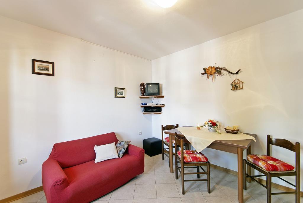 Apartments Elda Rovinj Ruang foto