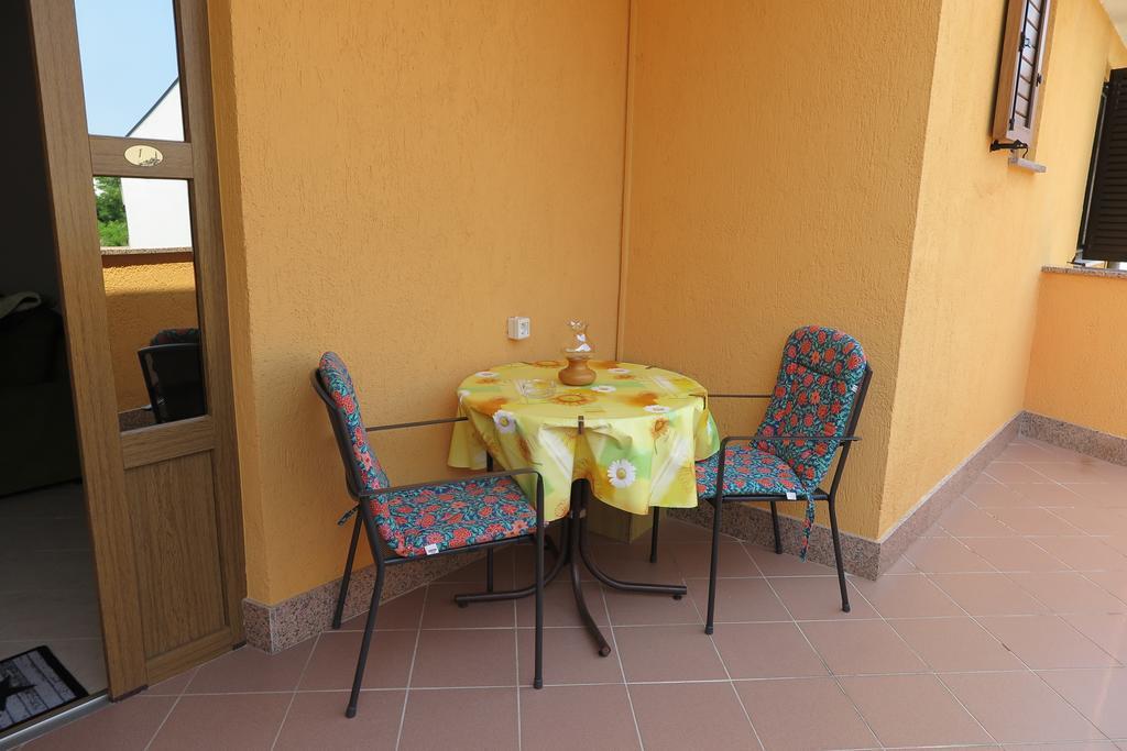 Apartments Elda Rovinj Bagian luar foto