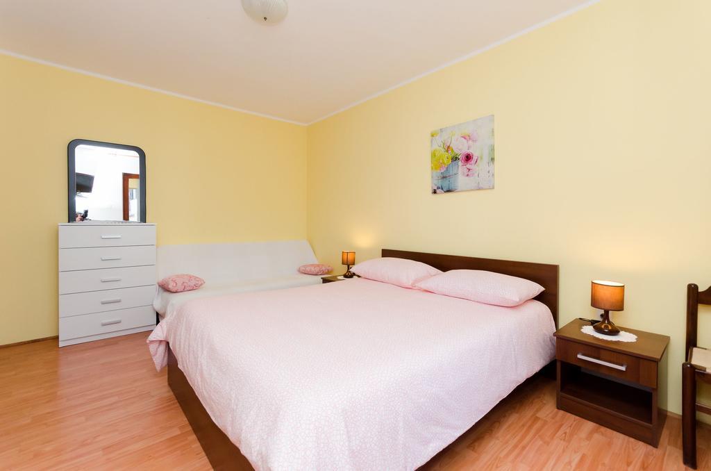 Apartments Elda Rovinj Bagian luar foto